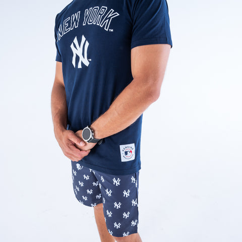 NY Yankees Men's Woven Stretch Short
